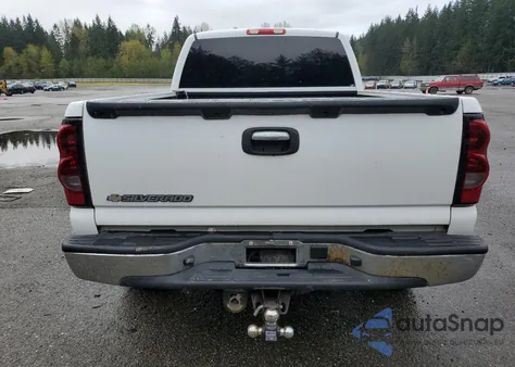 2006 Chevrolet Silverado K1500 z USA, uszkodzony, nr VIN 1GCEK19B66Z204669